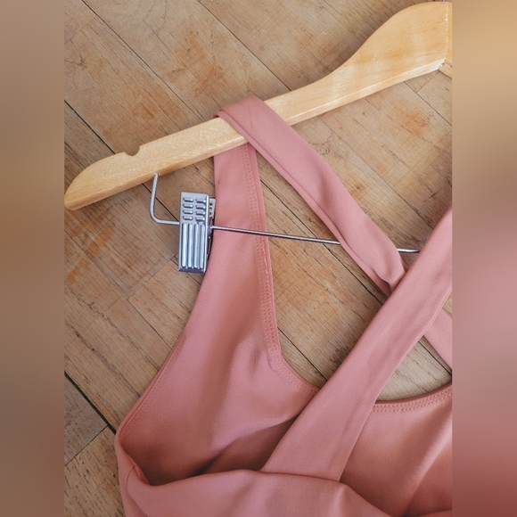 MONROW,  Movement Sports Bra, Faded Rust, Size Small - Picture 11 of 13